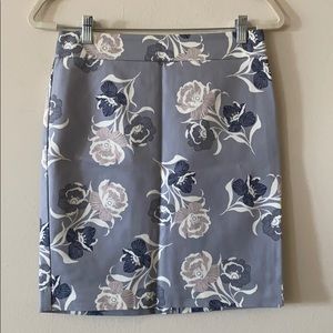 Ann Taylor Factory Grey Floral Pencil Skirt